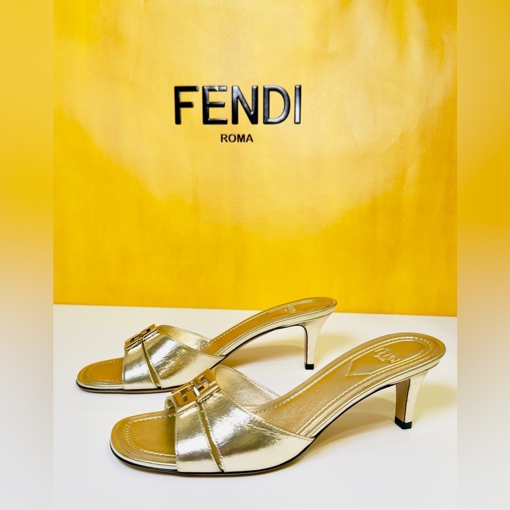 Fendi FFold Metallic Leather Kitten-Heel Sandal Light Gold Open Toe Slide Size36 - Picture 5 of 16